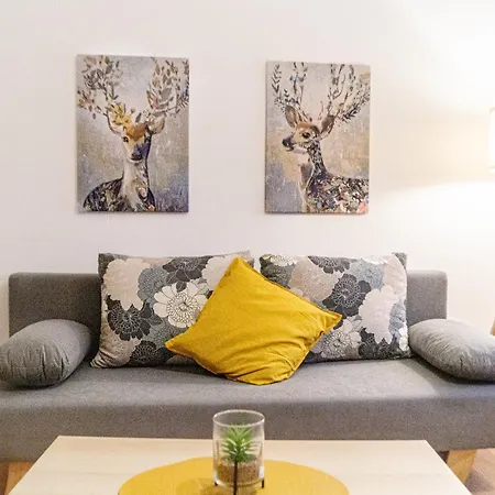 Economy 1Br Apartment Well Connected To The Whole City Vienna Exterior photo
