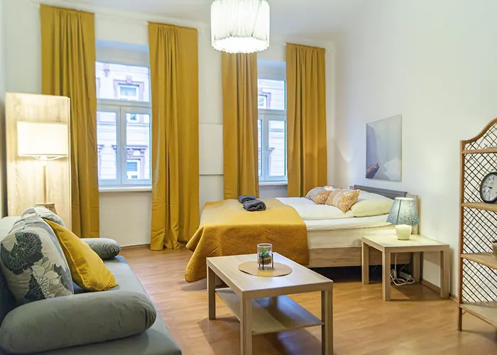 Economy 1Br Apartment Well Connected To The Whole City